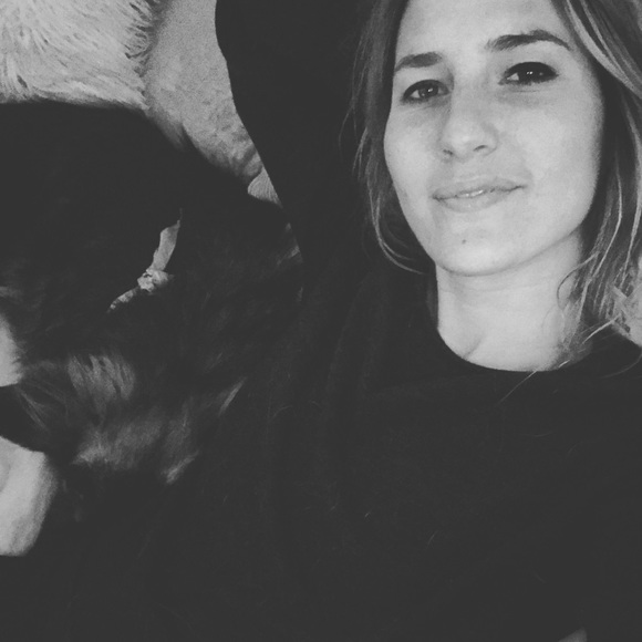 Meet your Posher, Kenzie - Picture 4 of 4